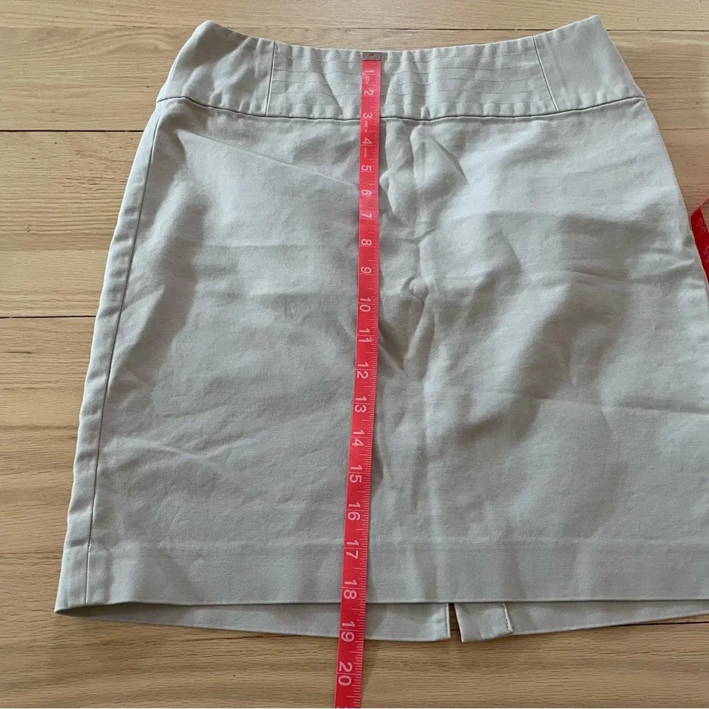 Banana Republic Factory beige mini skirt 6 - Picture 4 of 6